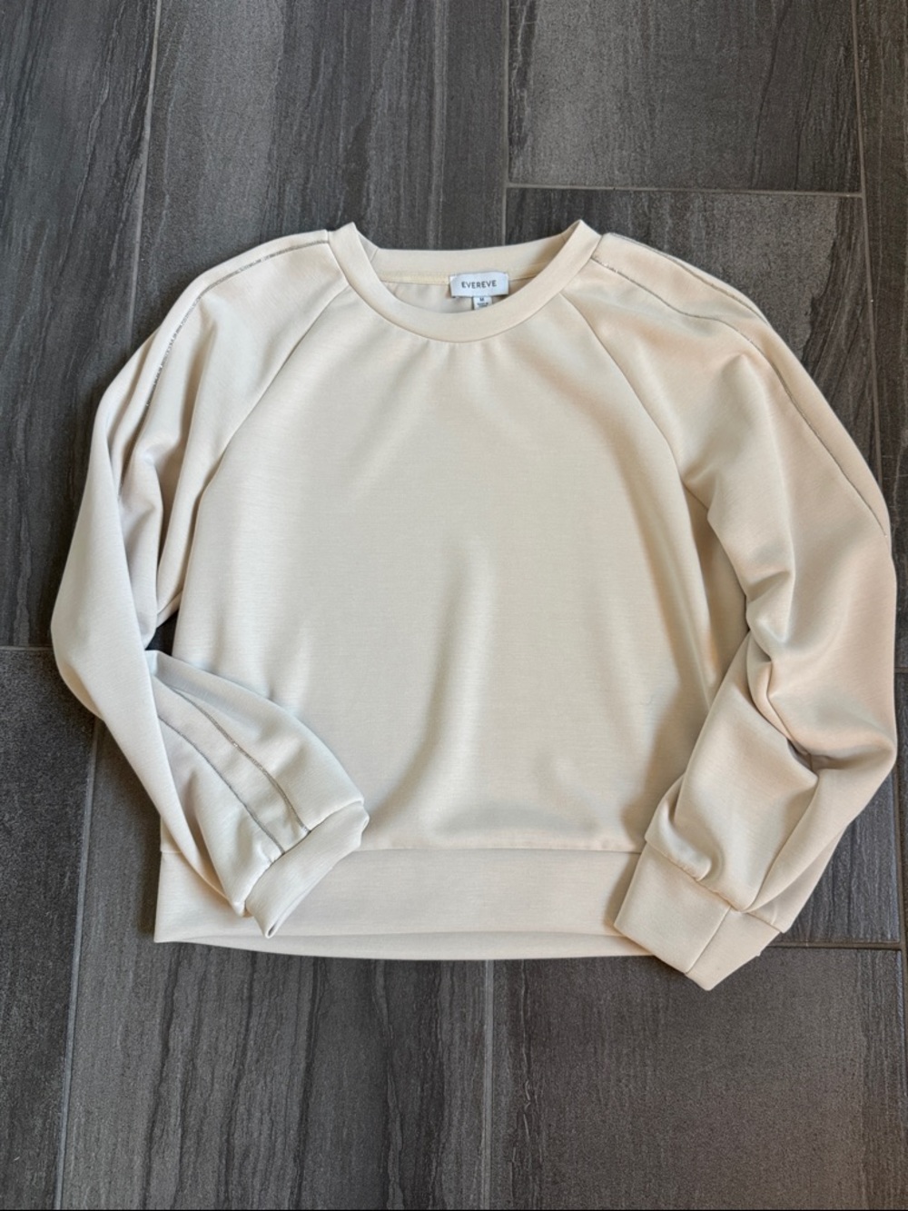 Evereve Neutral Cream Lightweight Crewneck